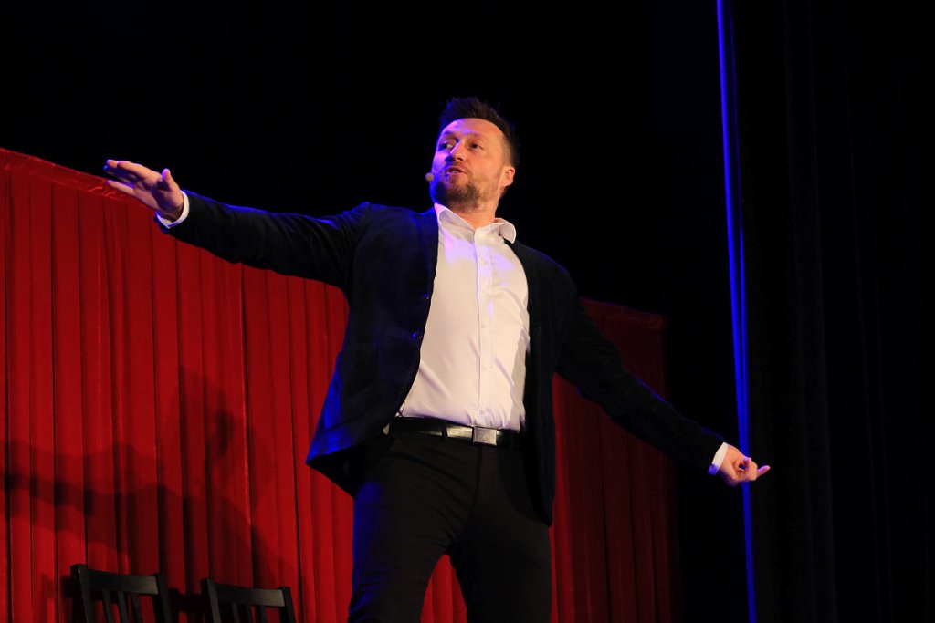Kabaret Nowaki w Ostrołęce [25.04.2022] - zdjęcie #3 - eOstroleka.pl