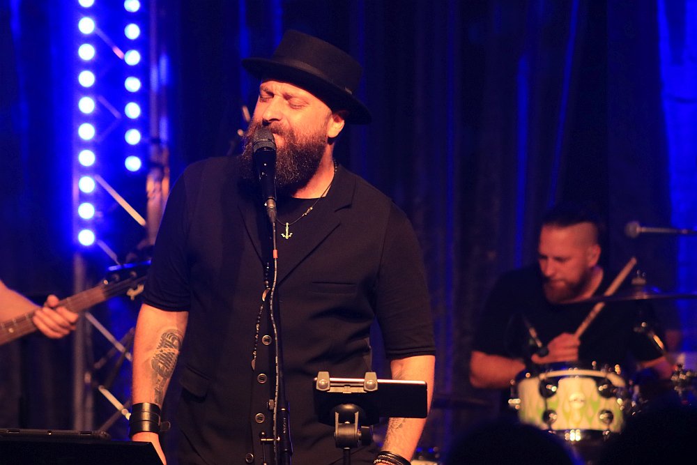 Od jazzu po rock w Multimedialnym Centrum Natura [27.04.2022] - zdjęcie #42 - eOstroleka.pl