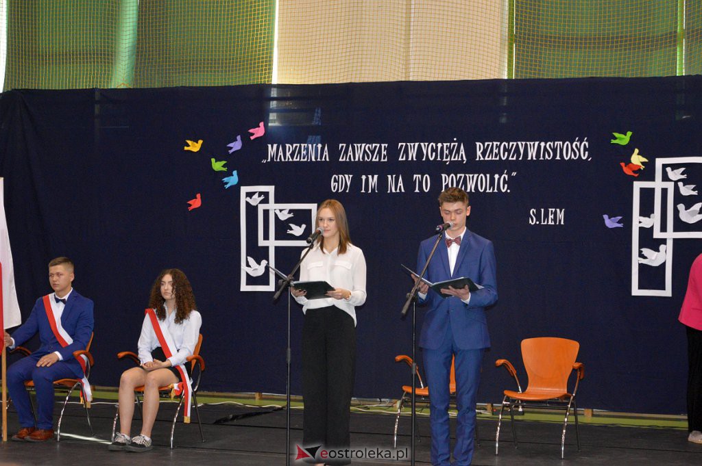 Zakończenie roku szkolnego maturzystów z III LO 2021/2022 [28.04.2022] - zdjęcie #58 - eOstroleka.pl