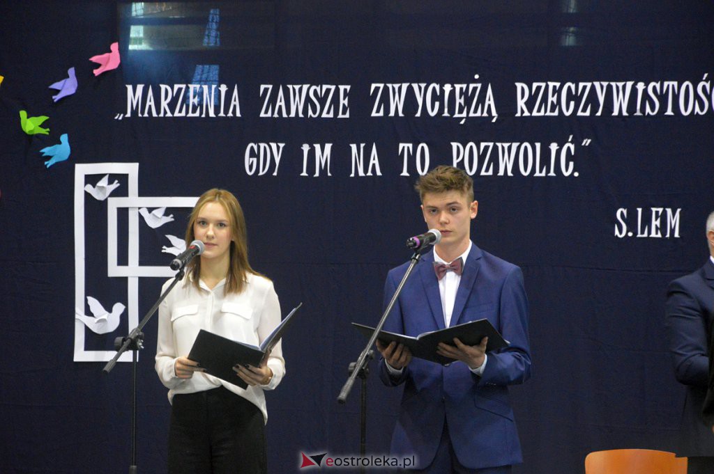 Zakończenie roku szkolnego maturzystów z III LO 2021/2022 [28.04.2022] - zdjęcie #29 - eOstroleka.pl