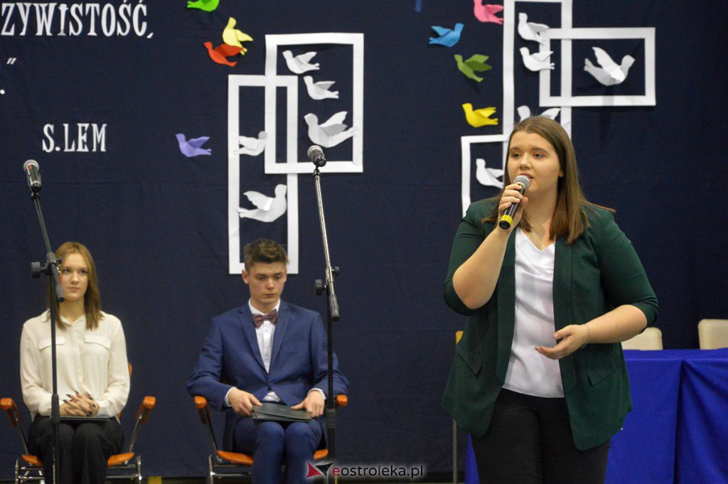 Zakończenie roku szkolnego maturzystów z III LO 2021/2022 [28.04.2022] - zdjęcie #41 - eOstroleka.pl