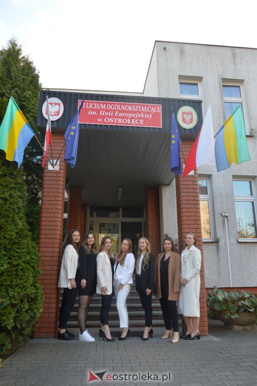 Zakończenie roku szkolnego maturzystów z III LO 2021/2022 [28.04.2022] - zdjęcie #87 - eOstroleka.pl