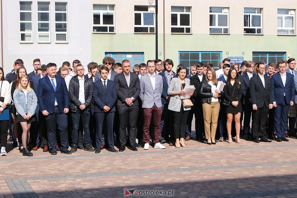 Zakończenie roku szkolnego maturzystów z ZSZ nr 1 [29.04.2022] - zdjęcie #16 - eOstroleka.pl