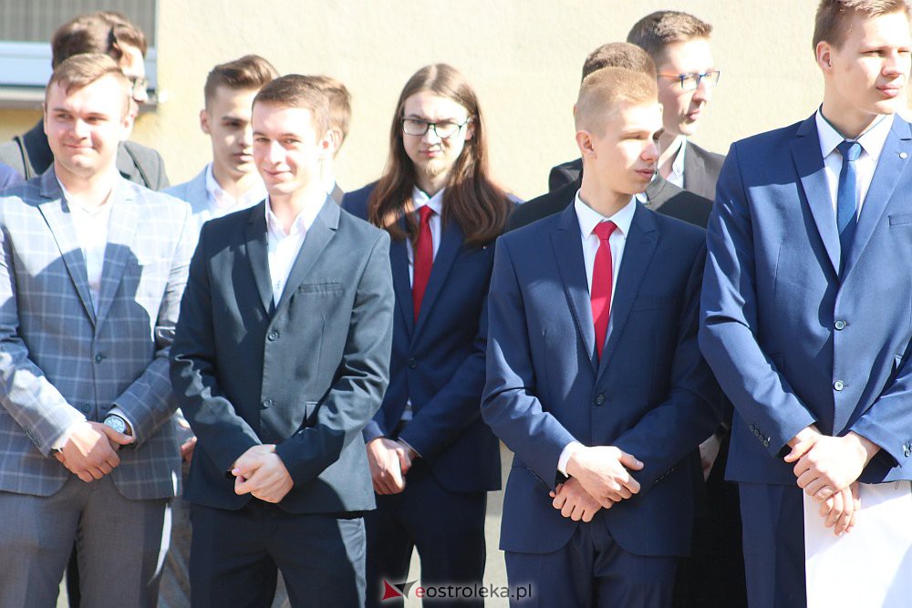 Zakończenie roku szkolnego maturzystów z ZSZ nr 1 [29.04.2022] - zdjęcie #40 - eOstroleka.pl