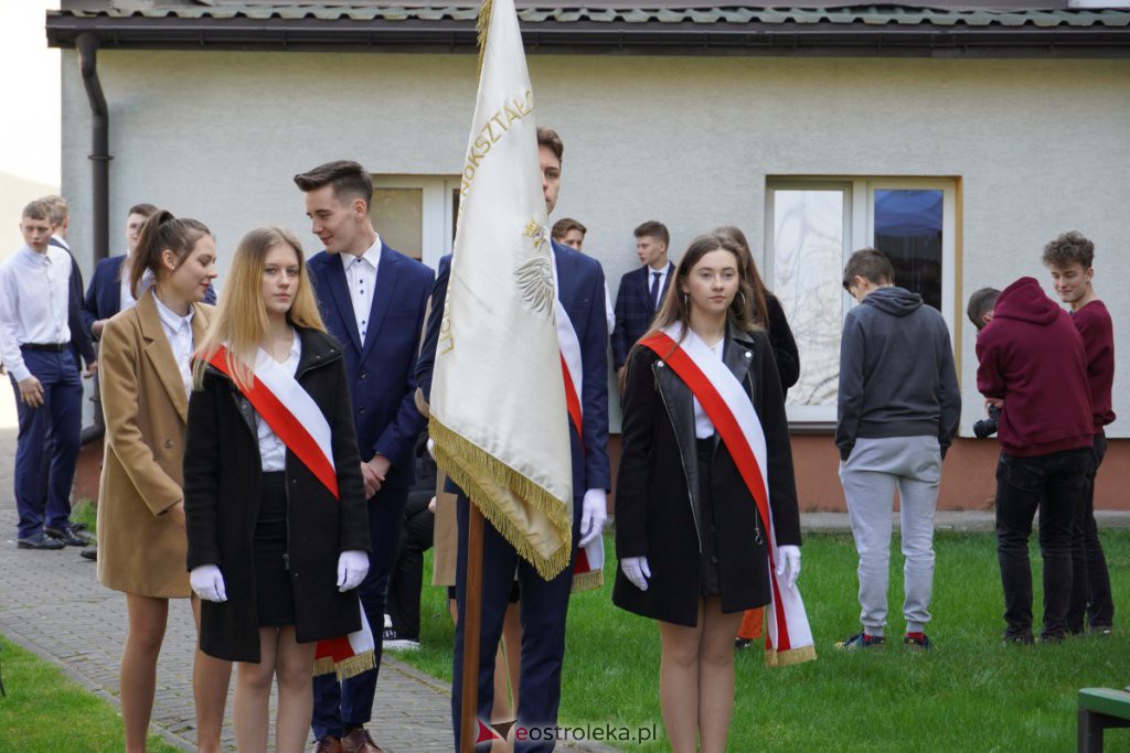 Zakończenie roku szkolnego maturzystów I LO [29.04.2022] - zdjęcie #17 - eOstroleka.pl