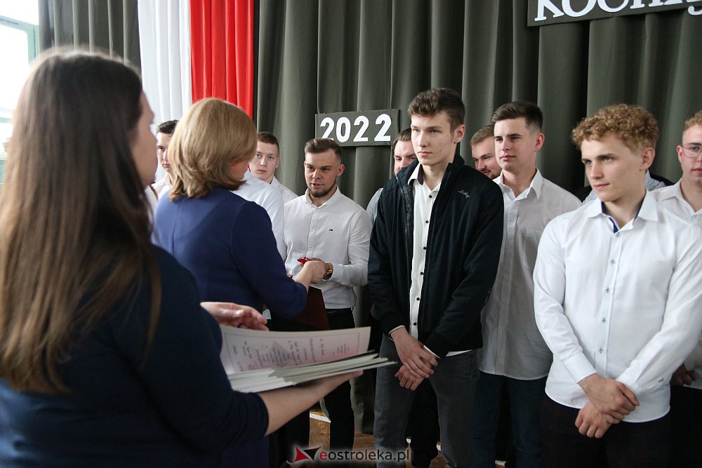 Zakończenie roku szkolnego w ZSZ nr 2 [29.04.2022] - zdjęcie #41 - eOstroleka.pl