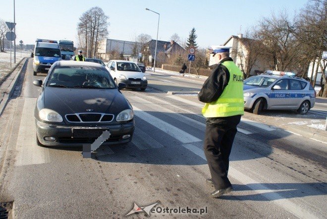 Potrącenie pieszego(15-02-2011) - zdjęcie #25 - eOstroleka.pl