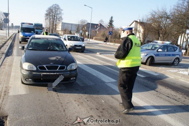 Potrącenie pieszego(15-02-2011) - zdjęcie #4 - eOstroleka.pl