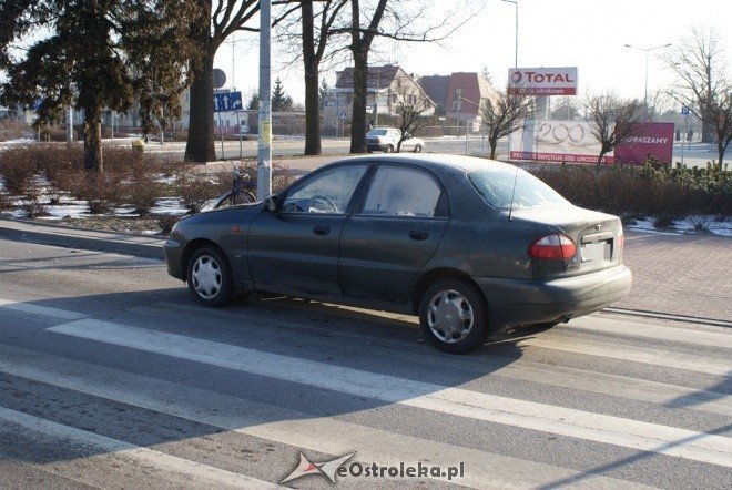 Potrącenie pieszego(15-02-2011) - zdjęcie #1 - eOstroleka.pl