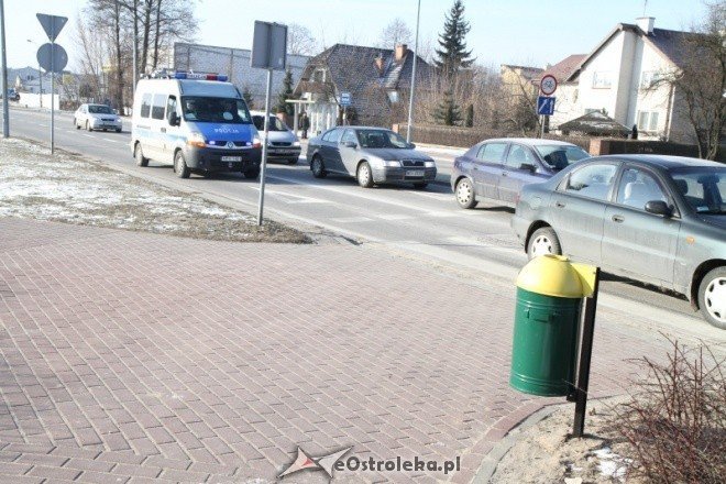 Potrącenie pieszego(15-02-2011) - zdjęcie #3 - eOstroleka.pl