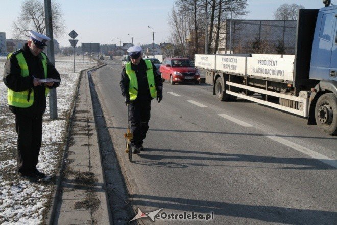 Potrącenie pieszego(15-02-2011) - zdjęcie #13 - eOstroleka.pl