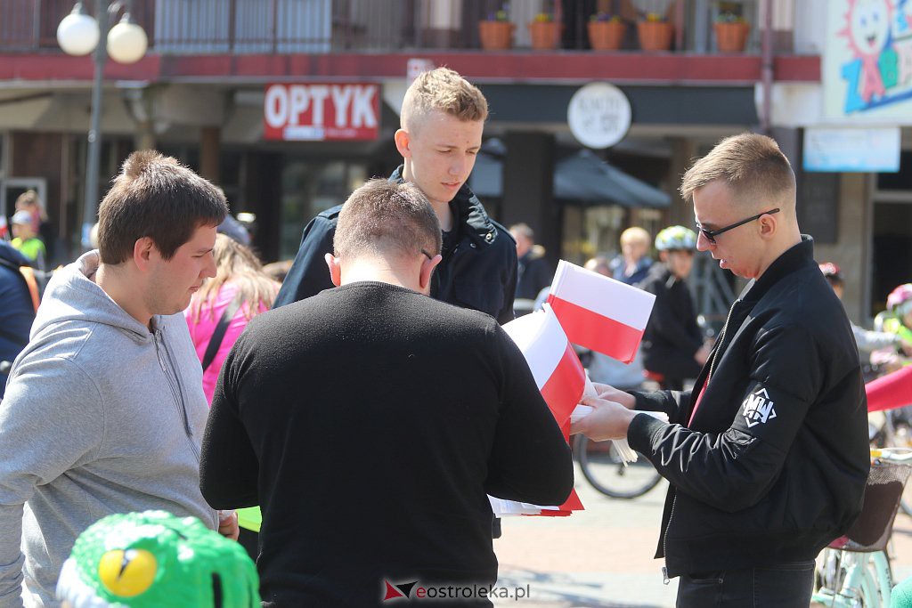 Dzień Flagi RP w Ostrołęce [02.05.2022] - zdjęcie #2 - eOstroleka.pl