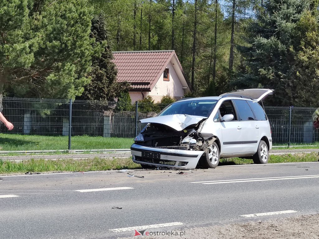Wypadek na DK 53 w Antoniach [02.05.2022] - zdjęcie #1 - eOstroleka.pl