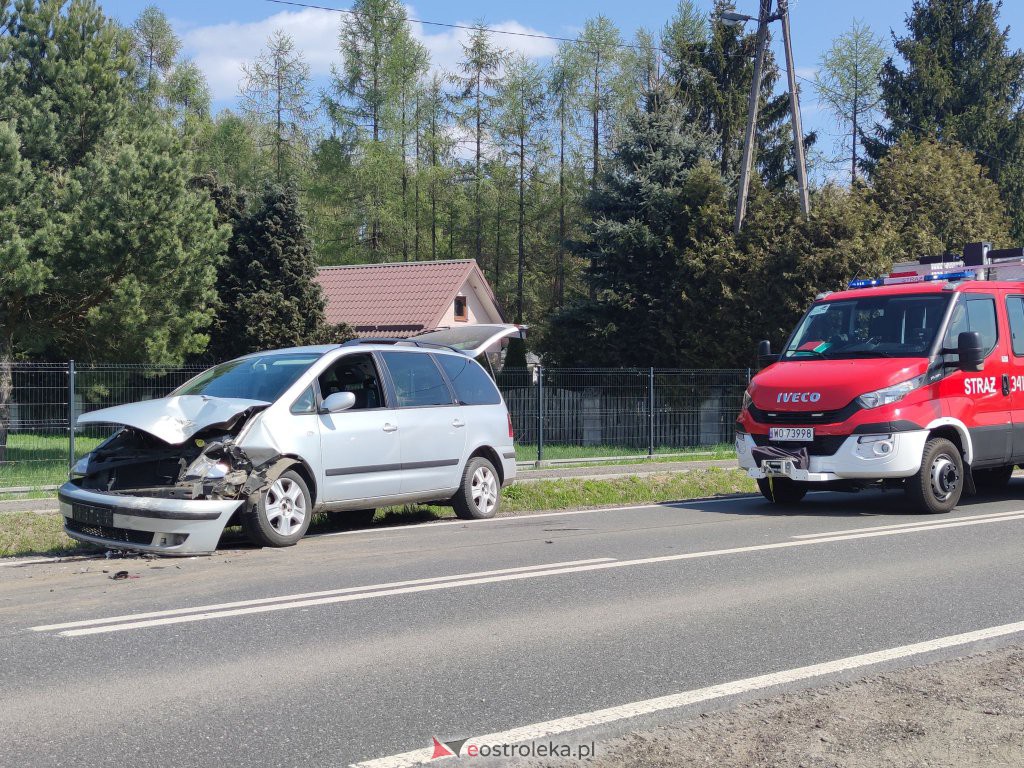 Wypadek na DK 53 w Antoniach [02.05.2022] - zdjęcie #3 - eOstroleka.pl