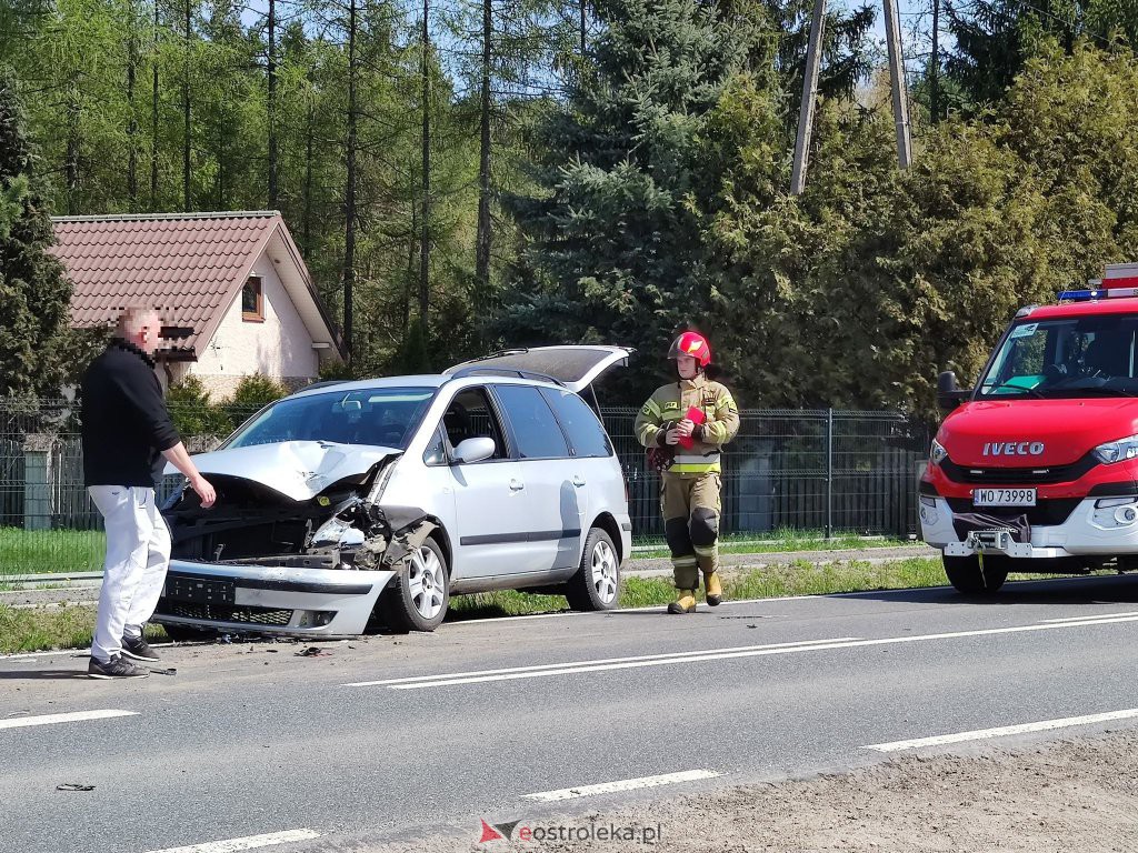Wypadek na DK 53 w Antoniach [02.05.2022] - zdjęcie #5 - eOstroleka.pl