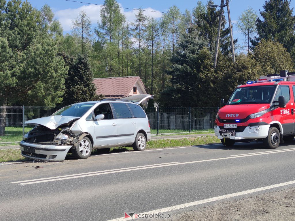 Wypadek na DK 53 w Antoniach [02.05.2022] - zdjęcie #9 - eOstroleka.pl