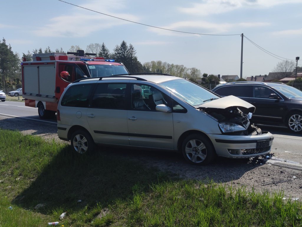 Wypadek na DK 53 w Antoniach [02.05.2022] - zdjęcie #12 - eOstroleka.pl
