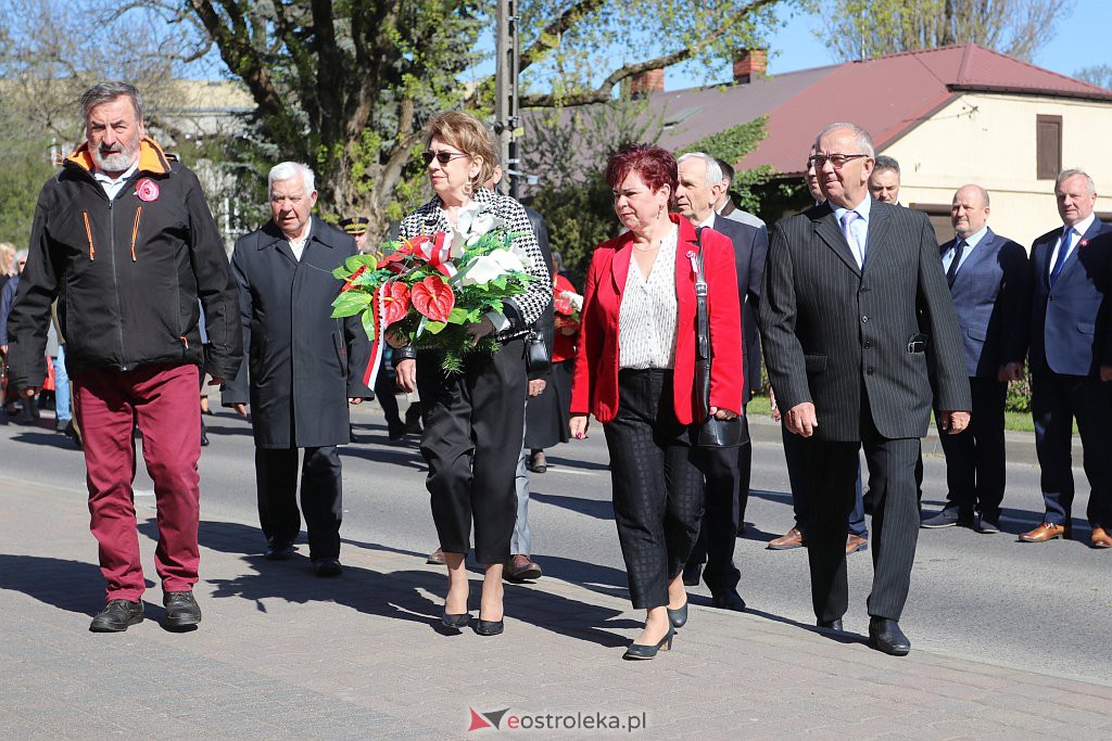 Miejska uroczystość z okazji 231. rocznicy uchwalenia Konstytucji 3 Maja [03.05.2022] - zdjęcie #5 - eOstroleka.pl