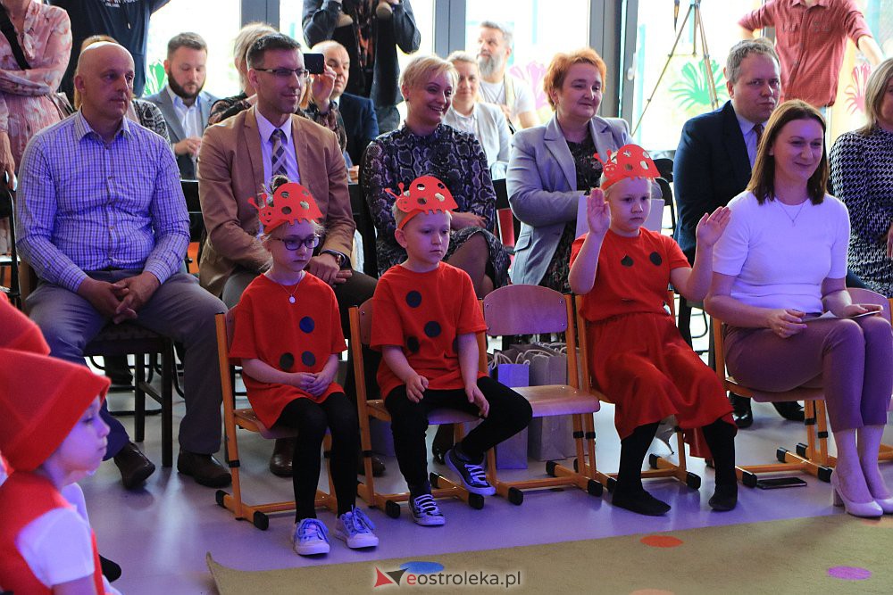 Uroczyste nadanie imienia „Krainie Zaczarowanej Lokomotywy” [06.05.2022] - zdjęcie #98 - eOstroleka.pl