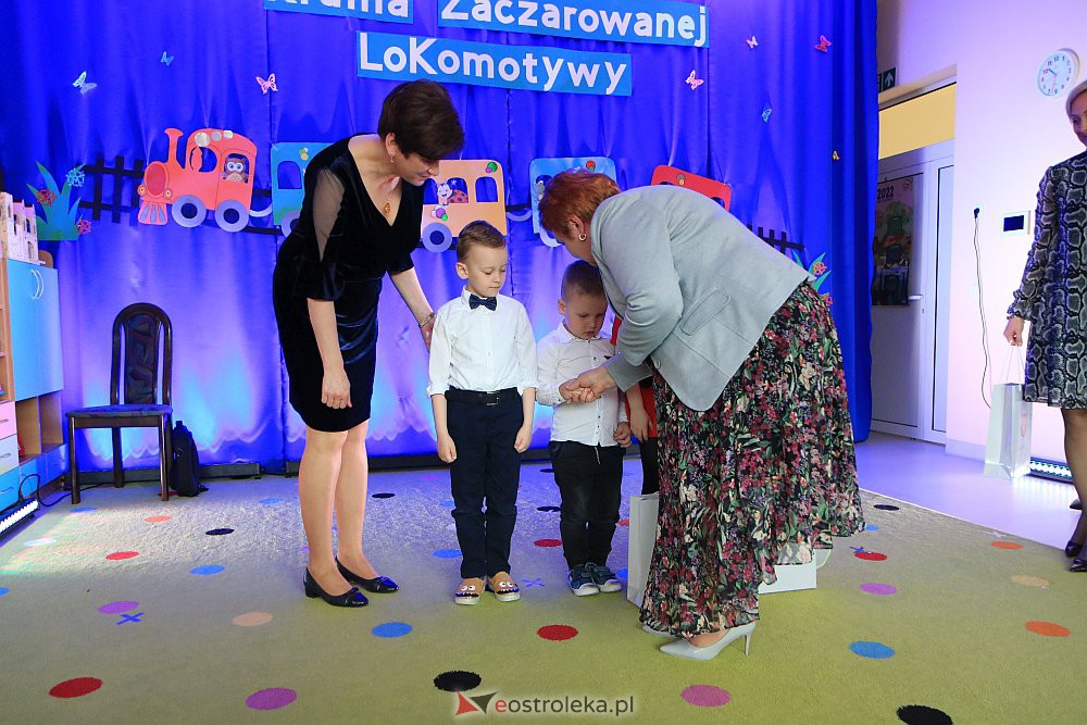 Uroczyste nadanie imienia „Krainie Zaczarowanej Lokomotywy” [06.05.2022] - zdjęcie #15 - eOstroleka.pl