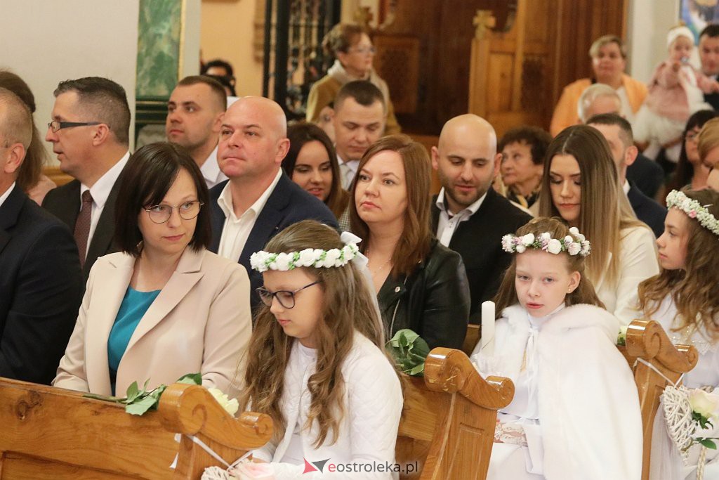 Pierwsza Komunia Święta 2022 w Klasztorze i Farze [07.05.2022] - zdjęcie #35 - eOstroleka.pl