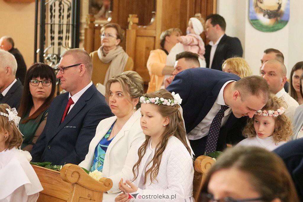 Pierwsza Komunia Święta 2022 w Klasztorze i Farze [07.05.2022] - zdjęcie #31 - eOstroleka.pl