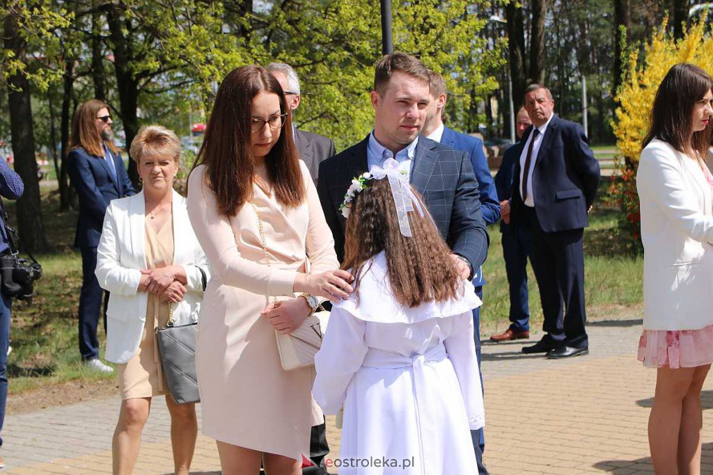 I Komunia Święta w parafii pw. Zbawiciela Świata w Ostrołęce [08.05.2022] - zdjęcie #4 - eOstroleka.pl