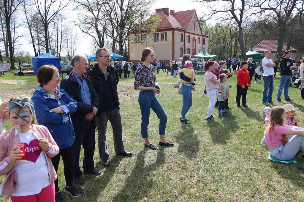 Festyn rodzinny w Pełtach [08.05.2022] - zdjęcie #34 - eOstroleka.pl