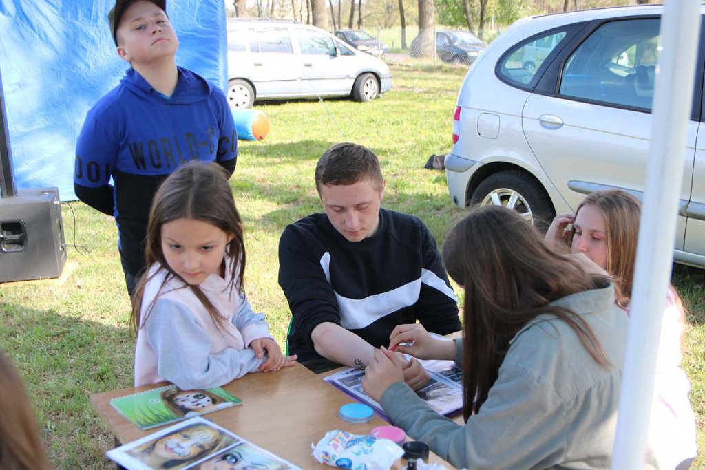 Festyn rodzinny w Pełtach [08.05.2022] - zdjęcie #20 - eOstroleka.pl