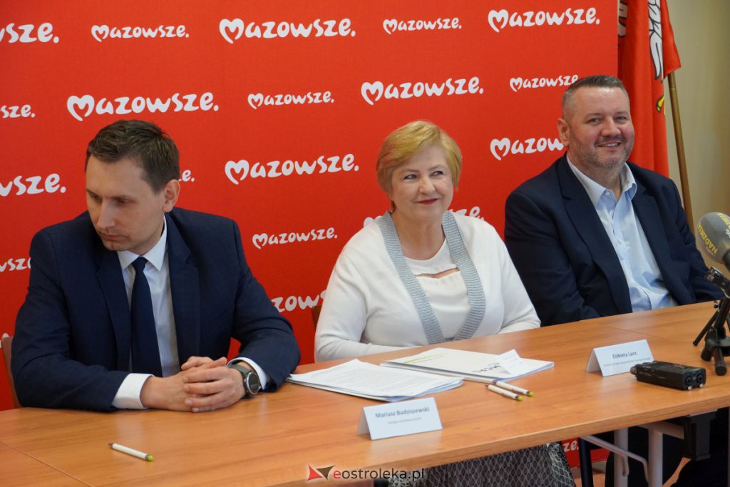 Dofinansowanie remontu Poradni Psychologiczno-Pedagogicznej w Ostrołęce - podpisanie umowy [09.05.2022] - zdjęcie #13 - eOstroleka.pl