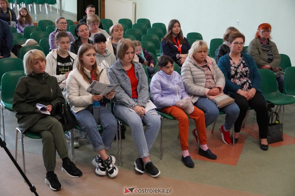 Spotkanie informacyjne dla uchodźców z Ukrainy [14.05.2022] - zdjęcie #12 - eOstroleka.pl