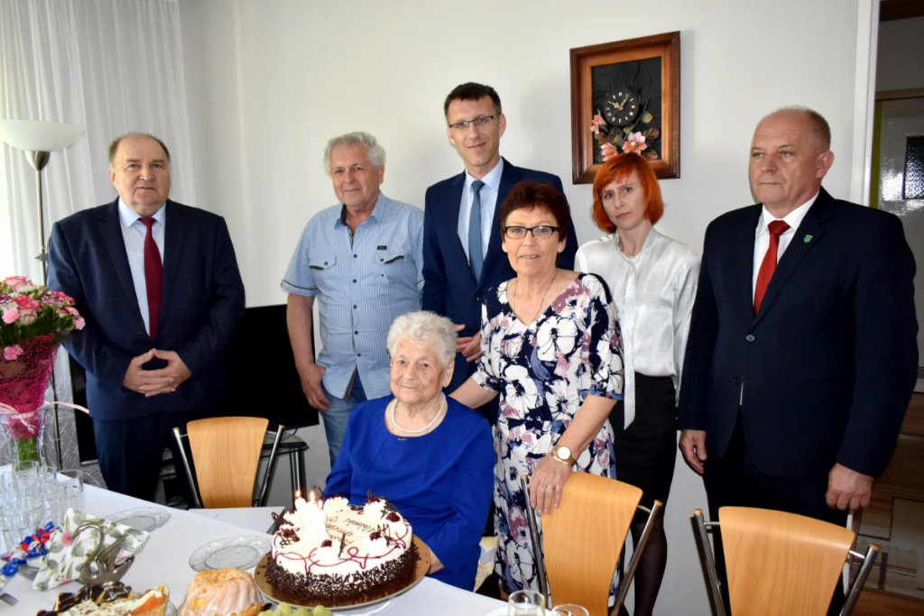 Setne urodziny Pani Heleny Kiernozek  - zdjęcie #9 - eOstroleka.pl