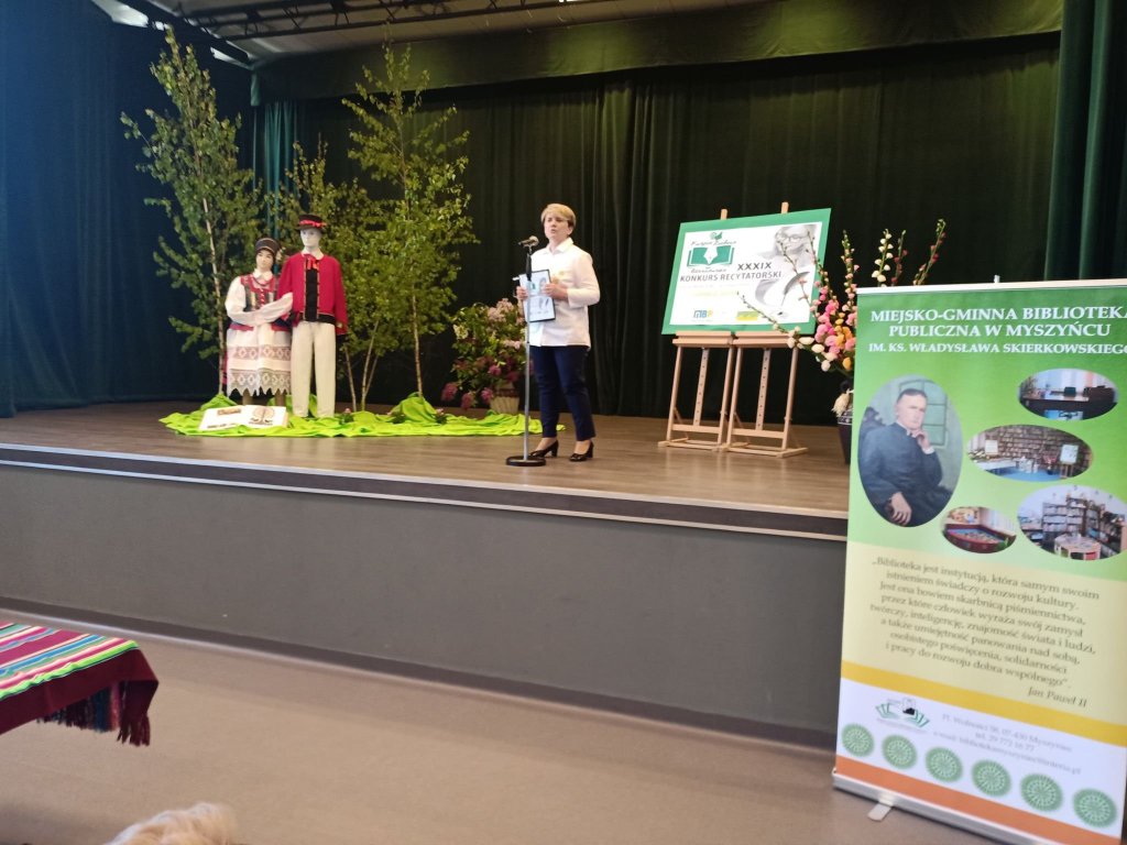 Eliminacje gminne Konkursu Recytatorskiego Kurpie Zielone w Literaturze w Myszyńcu - zdjęcie #16 - eOstroleka.pl