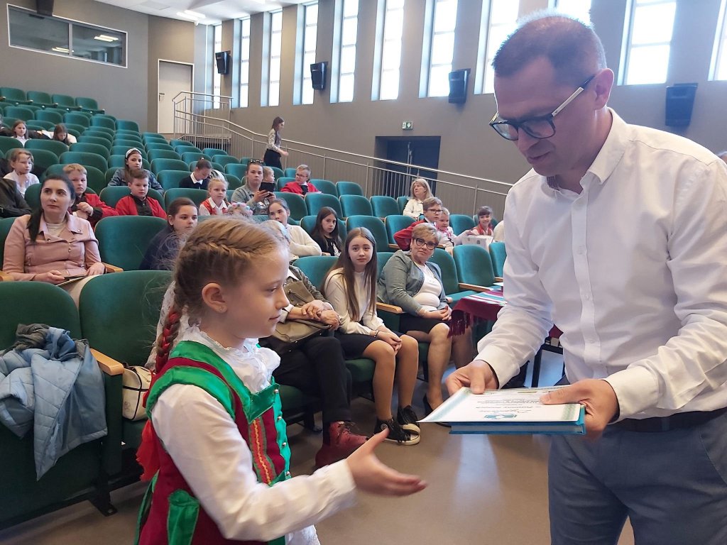 Eliminacje gminne Konkursu Recytatorskiego Kurpie Zielone w Literaturze w Myszyńcu - zdjęcie #7 - eOstroleka.pl