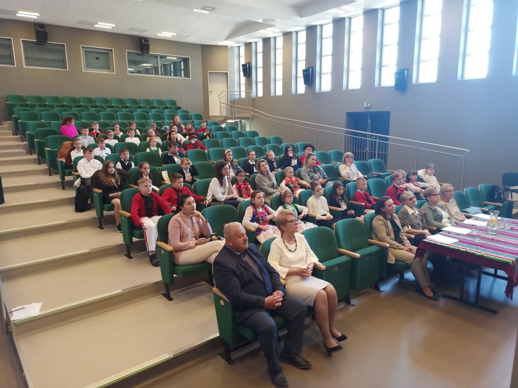 Eliminacje gminne Konkursu Recytatorskiego Kurpie Zielone w Literaturze w Myszyńcu - zdjęcie #6 - eOstroleka.pl