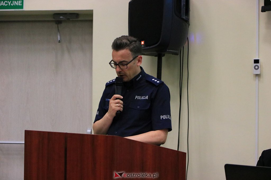 Debata o bezpieczeństwie seniorów z ostrołęcką policją [19.05.2022] - zdjęcie #23 - eOstroleka.pl