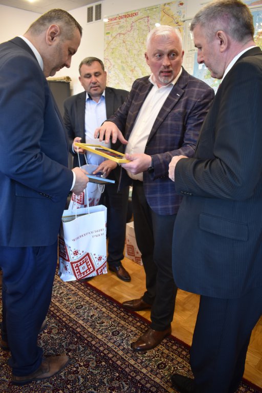 Powiat ostrołęcki gości delegację z Rejonu Czerwonohradzkiego - zdjęcie #3 - eOstroleka.pl