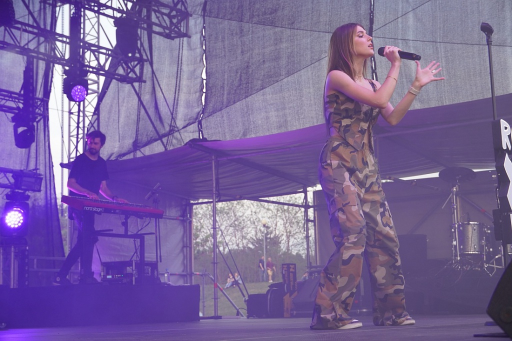 Dni Ostrołęki 2022: Koncert Roksany Węgiel [20.05.2022] - zdjęcie #45 - eOstroleka.pl
