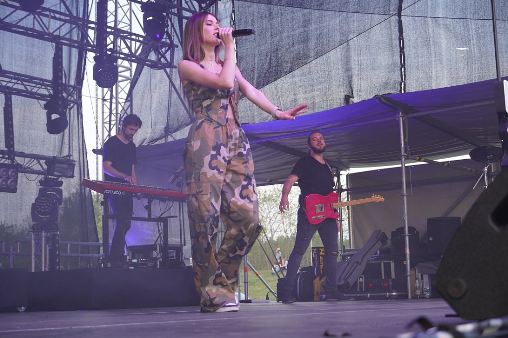Dni Ostrołęki 2022: Koncert Roksany Węgiel [20.05.2022] - zdjęcie #35 - eOstroleka.pl
