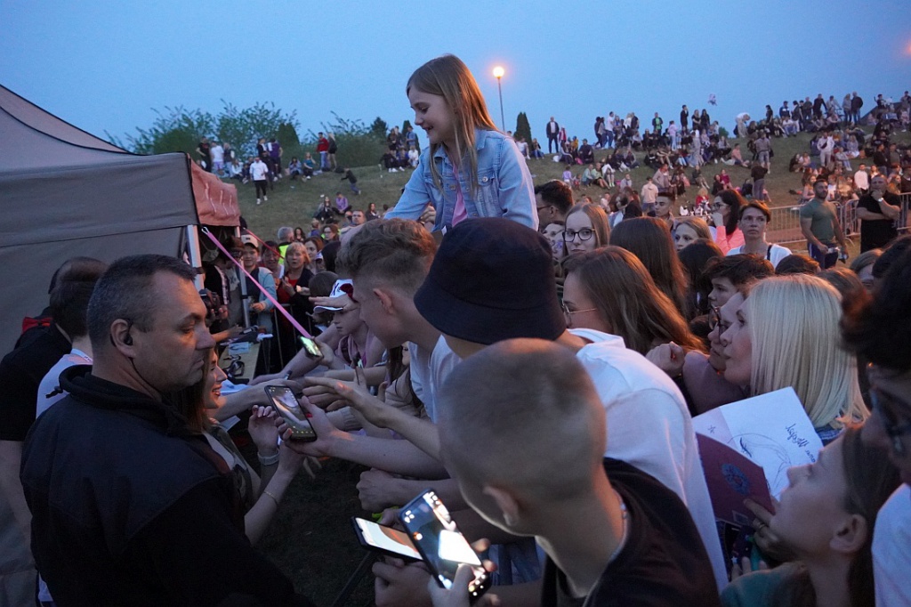 Dni Ostrołęki 2022: Koncert Roksany Węgiel [20.05.2022] - zdjęcie #16 - eOstroleka.pl