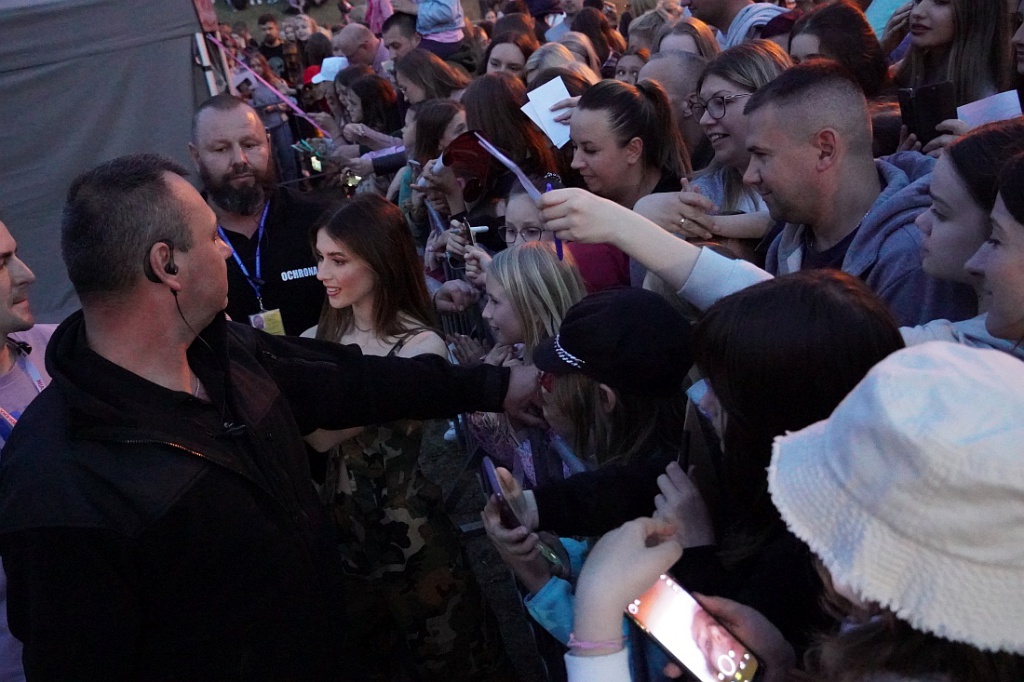 Dni Ostrołęki 2022: Koncert Roksany Węgiel [20.05.2022] - zdjęcie #12 - eOstroleka.pl