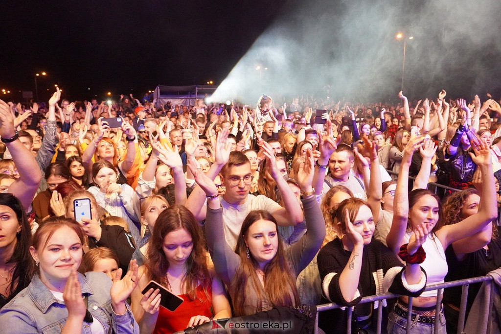 Dni Ostrołęki 2022: koncert Afromental [20.05.2022] - zdjęcie #7 - eOstroleka.pl