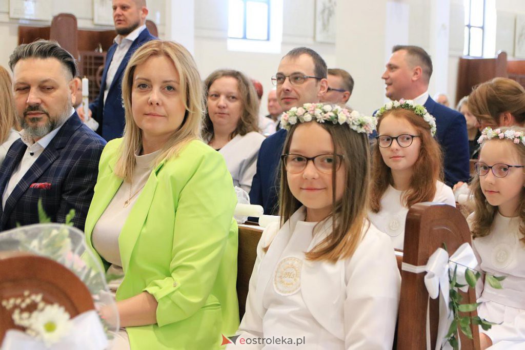 I Komunia Święta w parafi pw. św. Franciszka z Asyżu [21.05.2022] - zdjęcie #30 - eOstroleka.pl