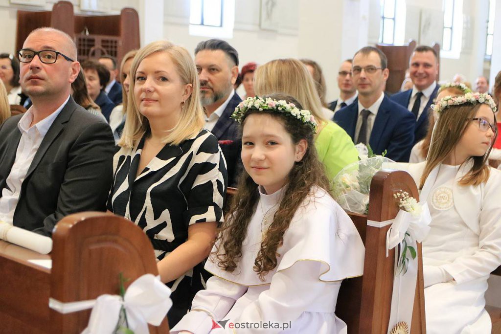 I Komunia Święta w parafi pw. św. Franciszka z Asyżu [21.05.2022] - zdjęcie #32 - eOstroleka.pl