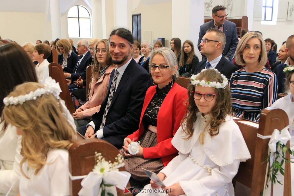 I Komunia Święta w parafi pw. św. Franciszka z Asyżu [21.05.2022] - zdjęcie #38 - eOstroleka.pl