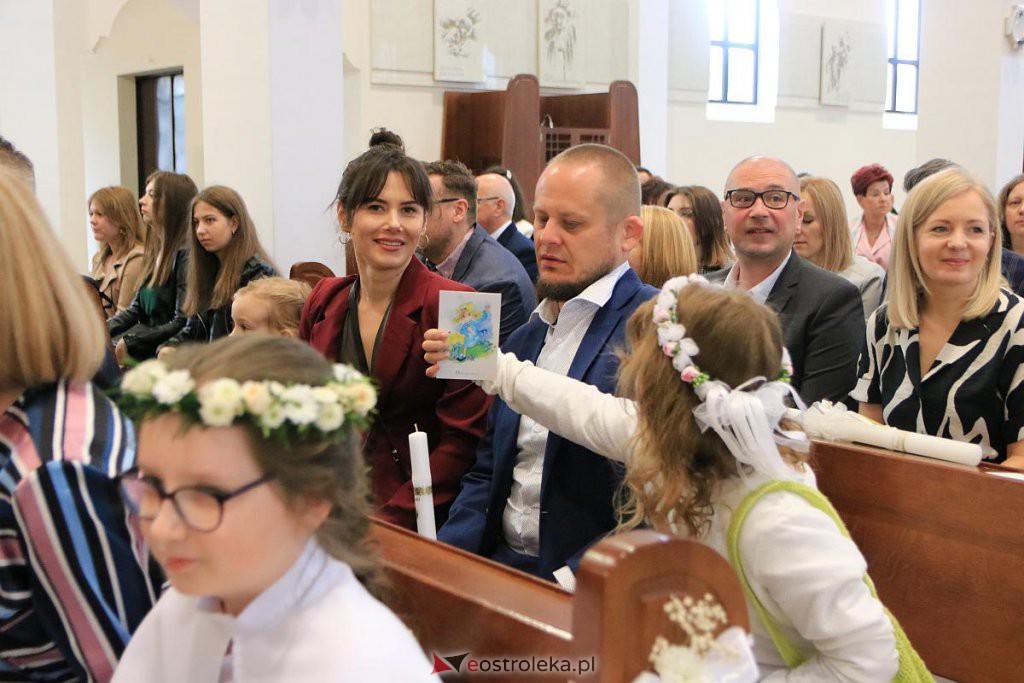 I Komunia Święta w parafi pw. św. Franciszka z Asyżu [21.05.2022] - zdjęcie #41 - eOstroleka.pl
