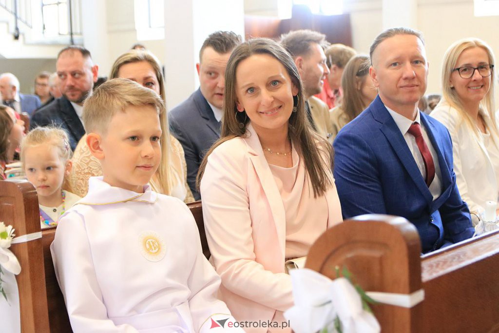 I Komunia Święta w parafi pw. św. Franciszka z Asyżu [21.05.2022] - zdjęcie #64 - eOstroleka.pl