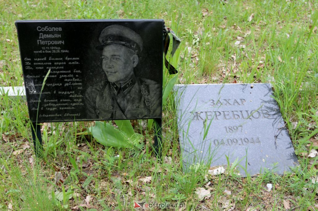 Cmentarz żołnierzy radzieckich w Ostrołęce [25.05.2022] - zdjęcie #28 - eOstroleka.pl