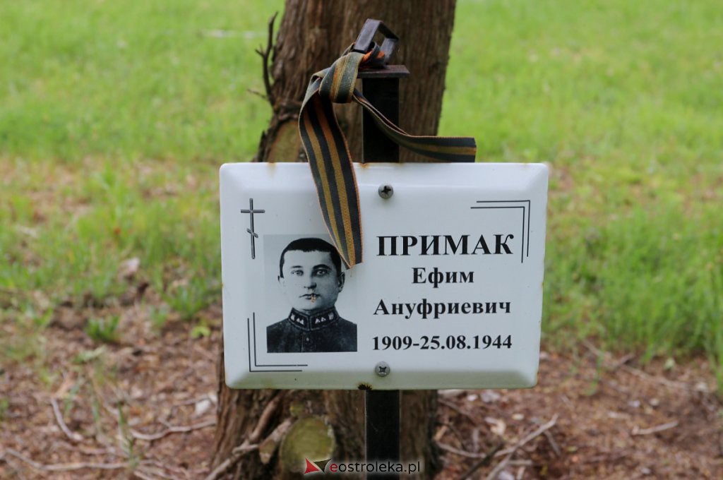 Cmentarz żołnierzy radzieckich w Ostrołęce [25.05.2022] - zdjęcie #29 - eOstroleka.pl