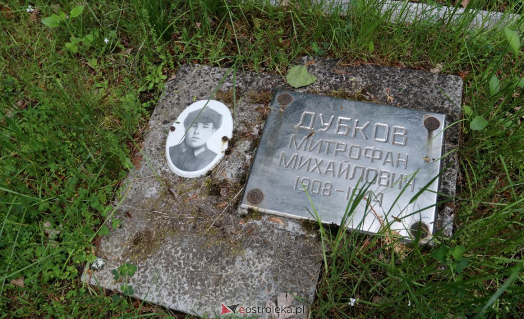 Cmentarz żołnierzy radzieckich w Ostrołęce [25.05.2022] - zdjęcie #12 - eOstroleka.pl